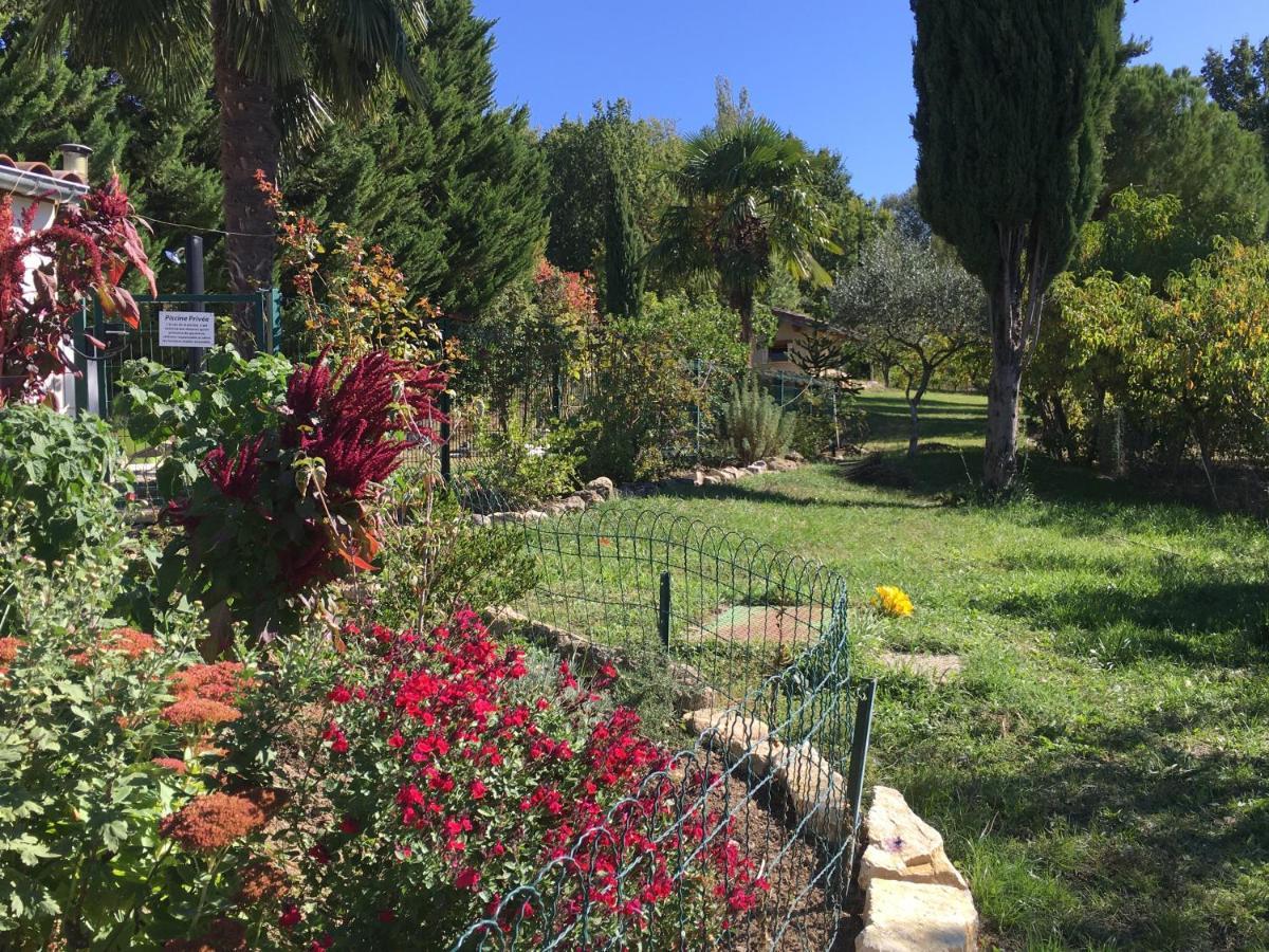 La Source, Vegetarian Guest House Chabeuil ภายนอก รูปภาพ