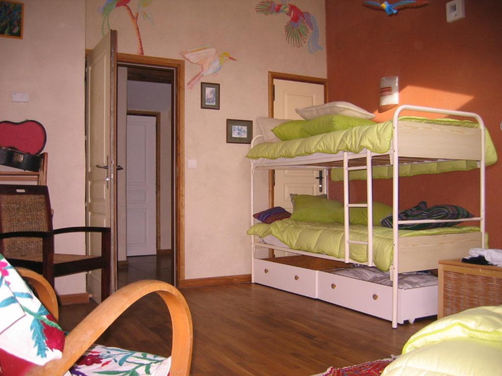 La Source, Vegetarian Guest House Chabeuil ภายนอก รูปภาพ