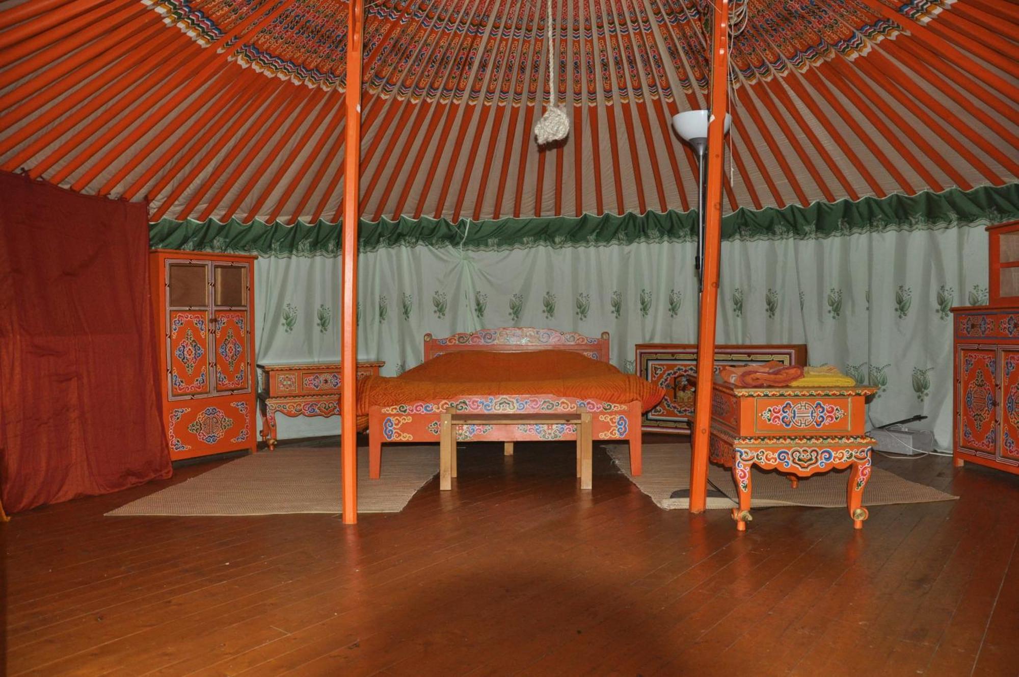 La Source, Vegetarian Guest House Chabeuil ภายนอก รูปภาพ