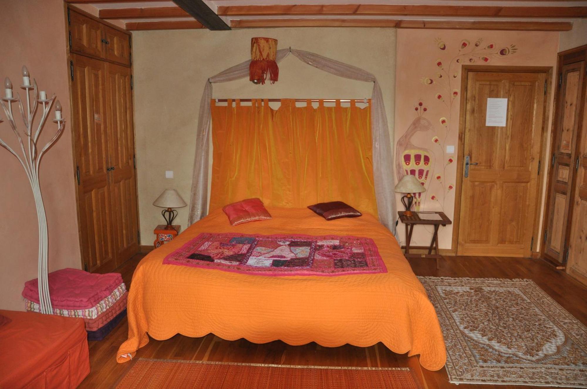 La Source, Vegetarian Guest House Chabeuil ภายนอก รูปภาพ