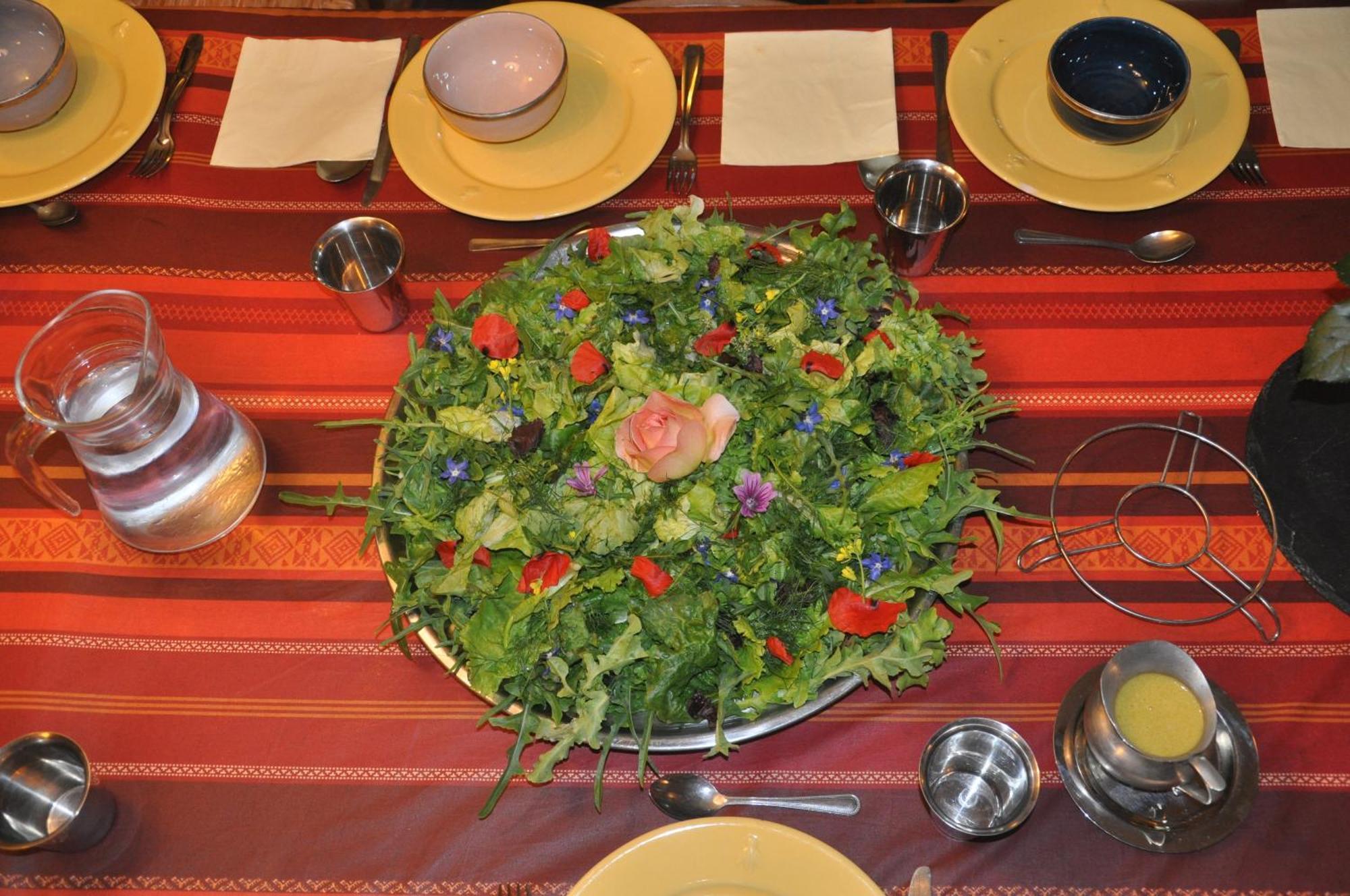 La Source, Vegetarian Guest House Chabeuil ภายนอก รูปภาพ