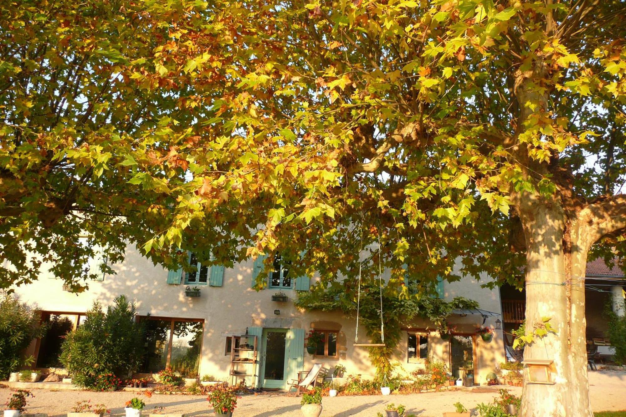 La Source, Vegetarian Guest House Chabeuil ภายนอก รูปภาพ