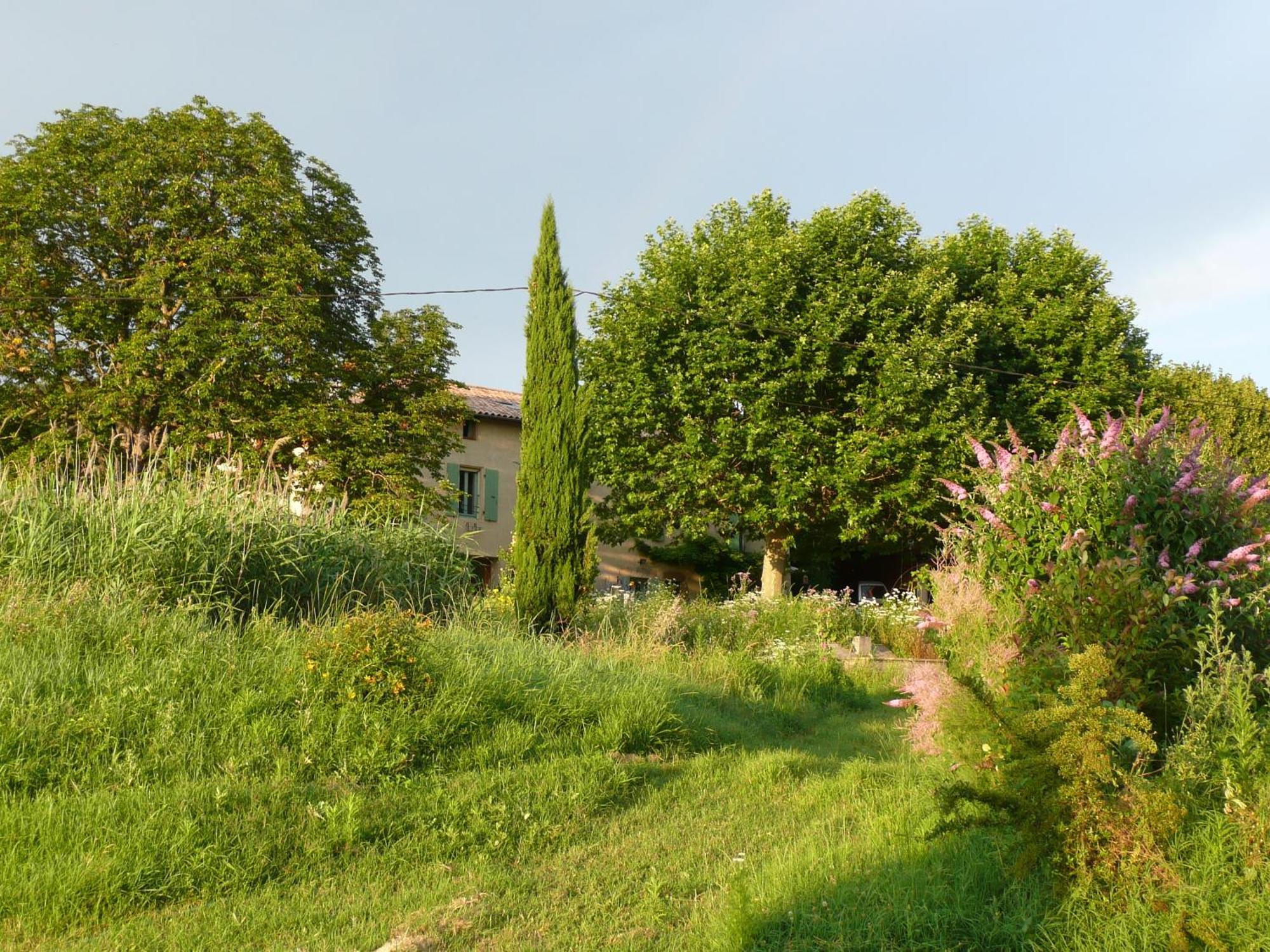 La Source, Vegetarian Guest House Chabeuil ภายนอก รูปภาพ